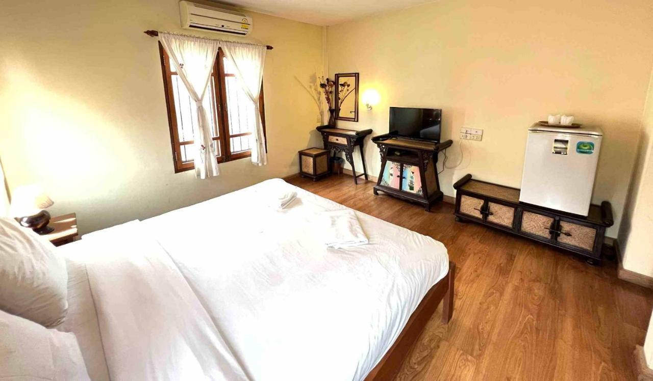 Plumeriahome Near Walking Street Chiang Mai Exterior foto